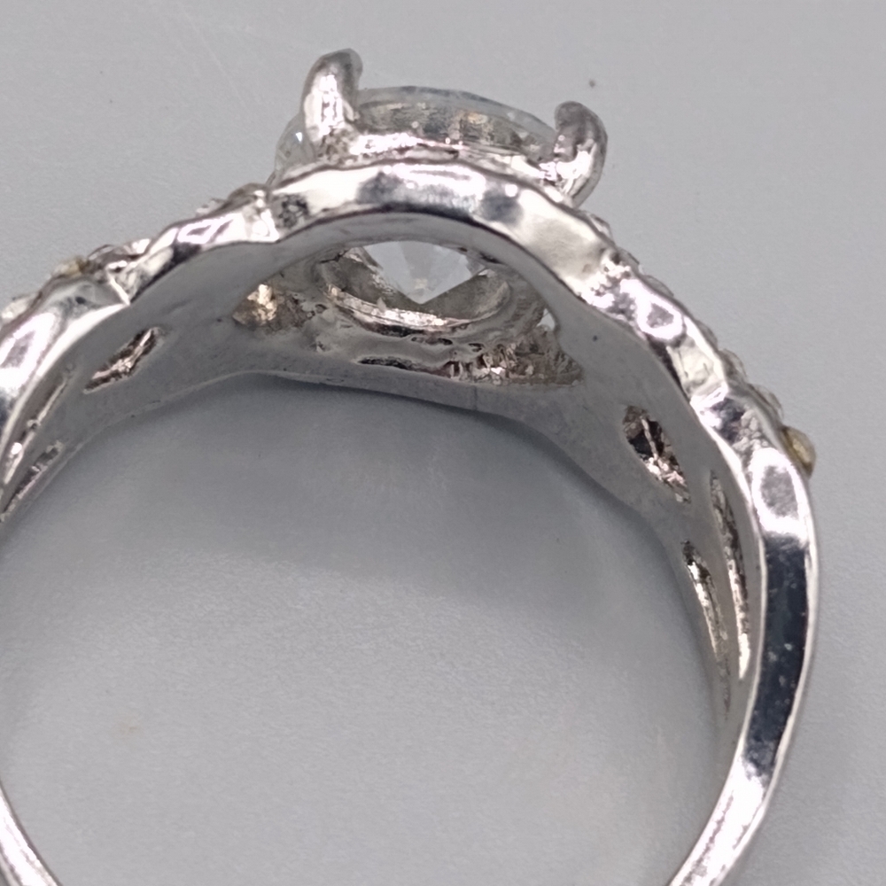 Twist Halo Rhinestone Silver tone Cocktail Ring 8 - Picture 6 of 11